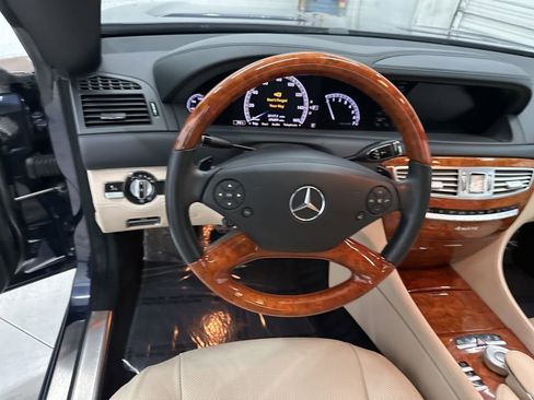 Used 2014 Mercedes-Benz CL 550 4MATIC image 10