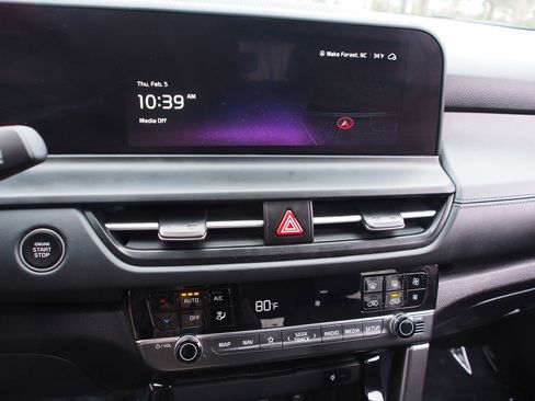 Used 2025 Kia Seltos SX w/ SX Sunroof Package image 26