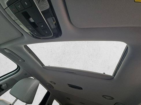 Used 2022 Hyundai Palisade SEL w/ Premium Package FWD image 16