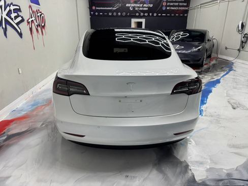 Used 2021 Tesla Model 3 Standard Range Plus RWD image 5