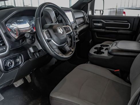 Used 2024 RAM 2500 Big Horn AWD/4WD image 15