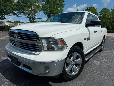 Used 2016 RAM 1500 Big Horn RWD image 3