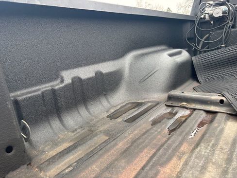 Used 2016 Ford F350 Lariat w/ Chrome Package image 11