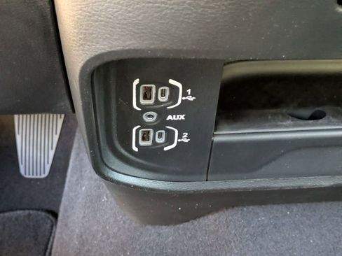 New 2026 RAM 2500 Big Horn AWD/4WD image 24