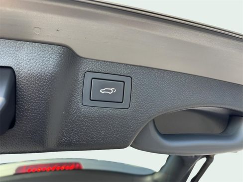 Used 2016 Hyundai Santa Fe Sport 2.0T w/ Option Group 05 image 13