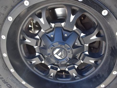 Used 2017 RAM 1500 Limited image 11