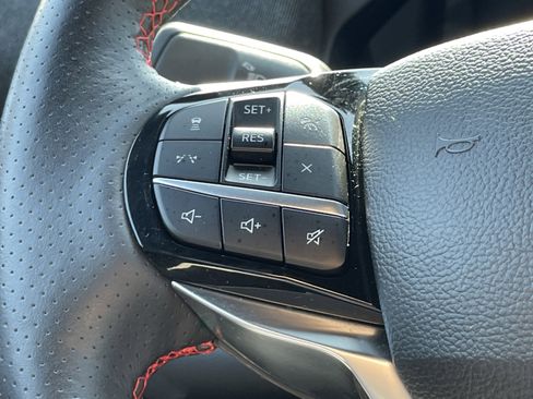 Used 2025 Ford Explorer ST-Line w/ ST-Line Street Pack AWD/4WD image 13