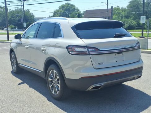 Certified 2023 Lincoln Nautilus AWD w/ Premium Package image 6