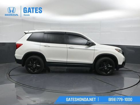 Certified 2019 Honda Passport EX-L image 3