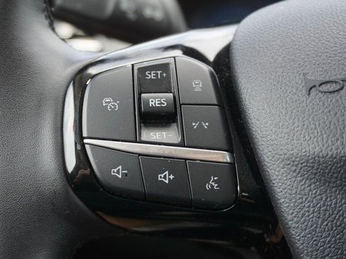 Used 2024 Ford Escape Platinum AWD/4WD image 38