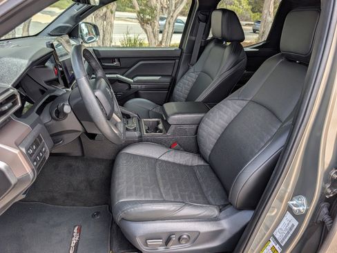 Used 2024 Toyota Tacoma TRD Sport w/ TRD Sport Premium Package RWD image 2