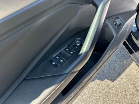 Used 2024 Volkswagen Jetta SE FWD image 15