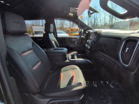 Certified 2021 GMC Sierra 2500 AT4 w/ Snow Plow Prep/Camper Package image 27