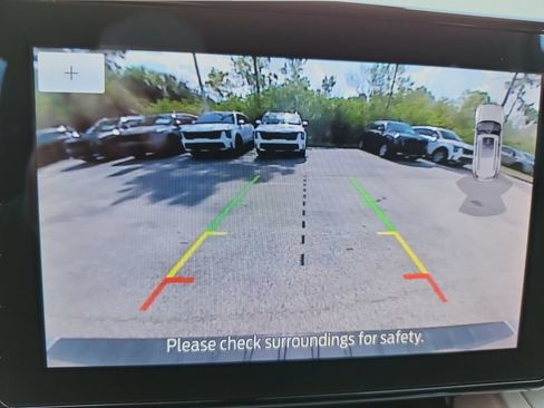 Used 2023 Ford Explorer XLT w/ Equipment Group 202A AWD/4WD image 27