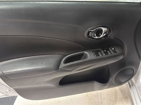 Used 2017 Nissan Versa SV image 11