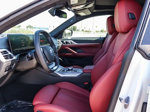 Certified 2025 BMW i4 eDrive40 RWD image 19