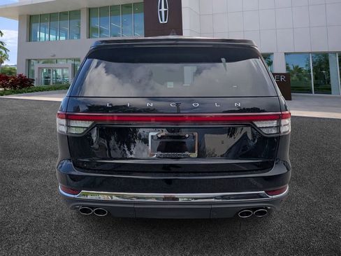 New 2026 Lincoln Aviator AWD image 6