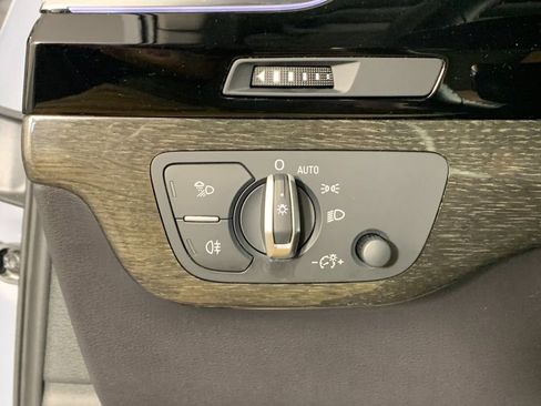 Used 2019 Audi Q7 3.0T Premium Plus AWD/4WD image 17