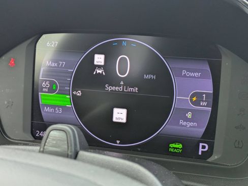 Used 2023 Chevrolet Bolt EUV Premier w/ Sun & Sound Package FWD image 24