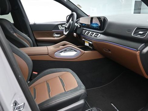New 2026 Mercedes-Benz GLE 53 AMG 4MATIC image 30