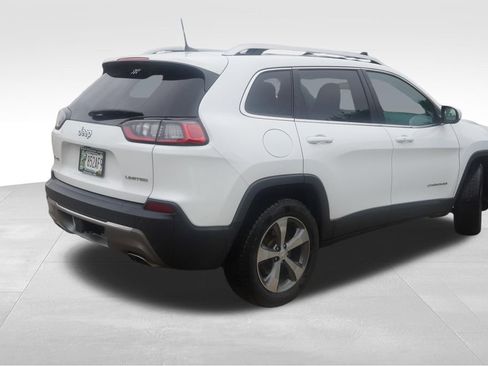 Used 2019 Jeep Cherokee Limited w/ Trailer Tow Group AWD/4WD image 3