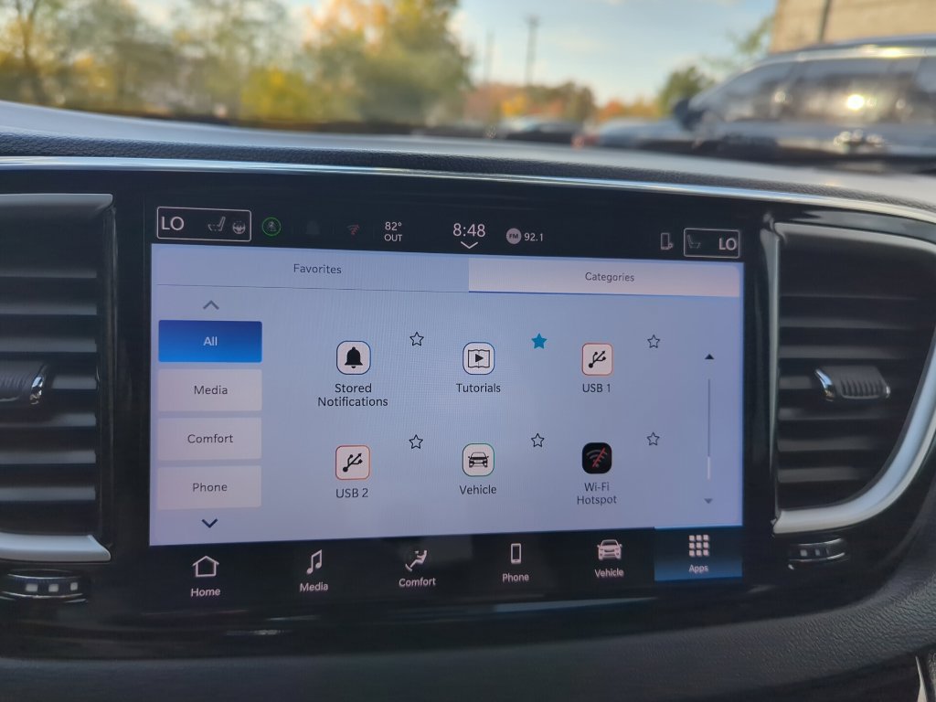 Used 2025 Chrysler Pacifica Select FWD image 22