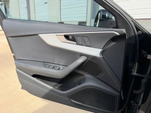 Used 2017 Audi A4 2.0T Premium Plus image 21