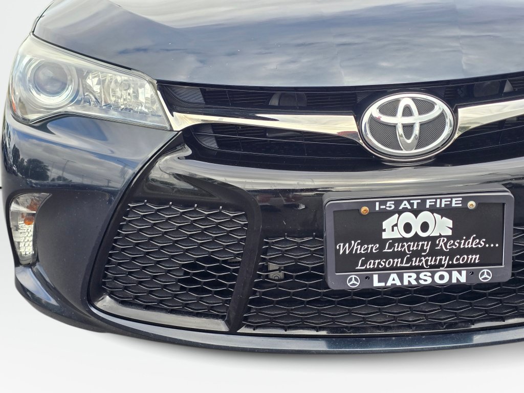 Used 2017 Toyota Camry SE FWD image 30
