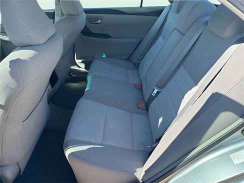 Used 2017 Toyota Camry LE image 15