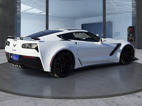 Certified 2019 Chevrolet Corvette ZR1 RWD image 6