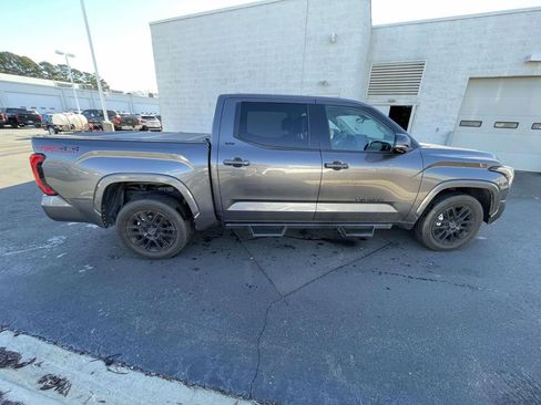 Used 2023 Toyota Tundra SR5 image 12