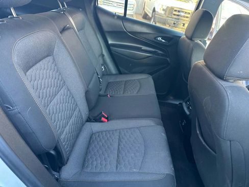Used 2020 Chevrolet Equinox LT image 19