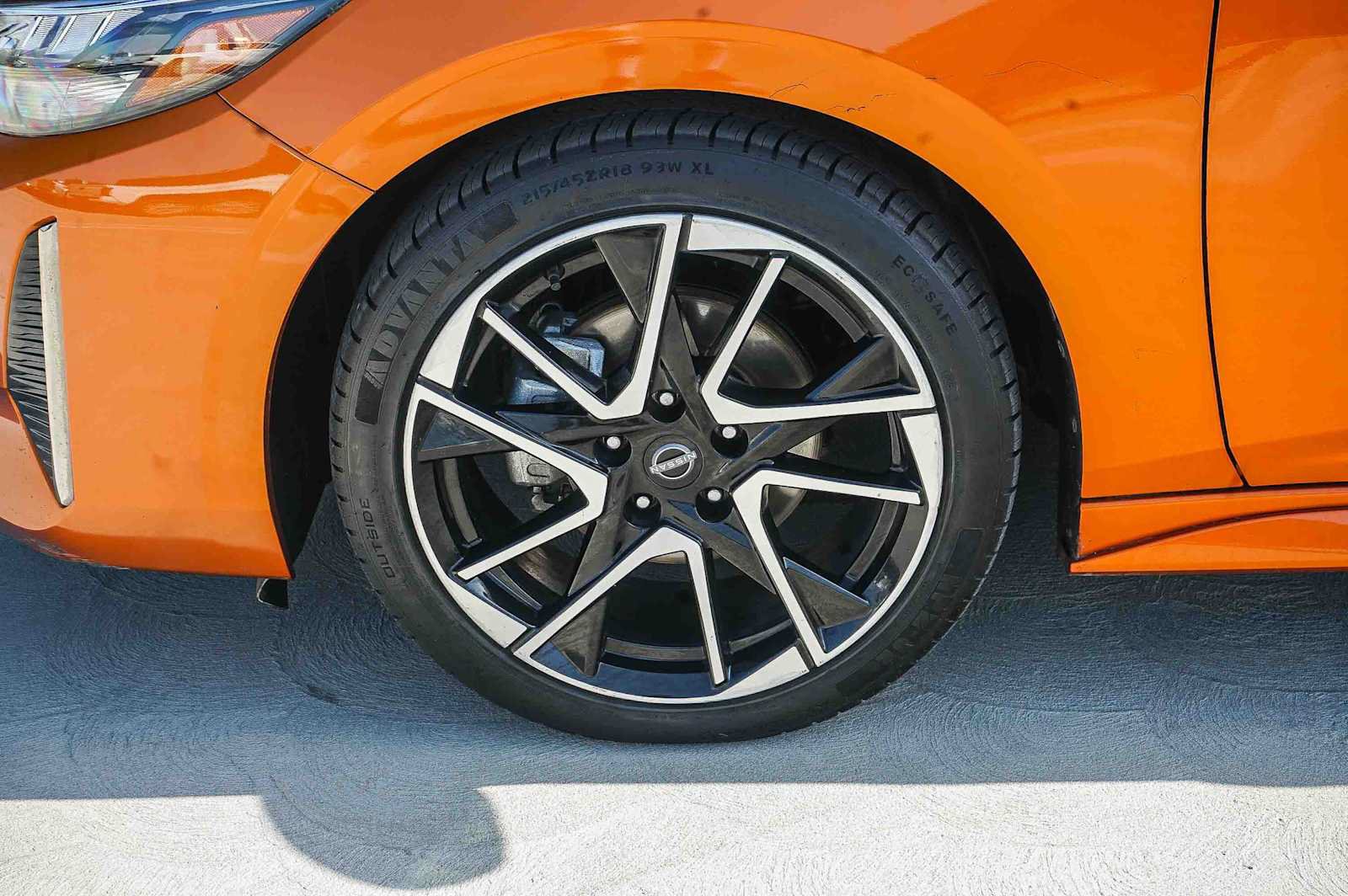 Used 2024 Nissan Sentra SR FWD image 9