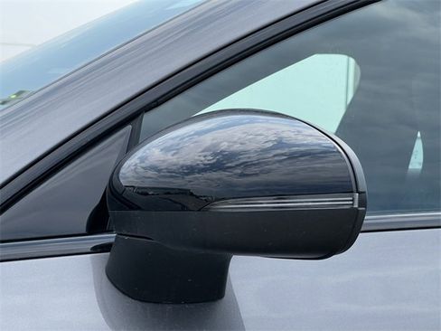 Certified 2025 Mercedes-Benz CLA 250 4MATIC image 37