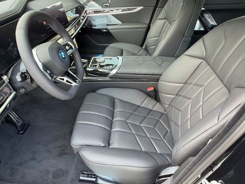 New 2026 BMW i7 eDrive50 w/ Executive Package RWD image 4