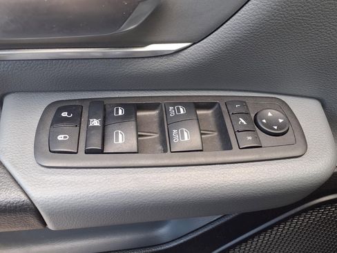 Used 2022 RAM 1500 Lone Star image 13