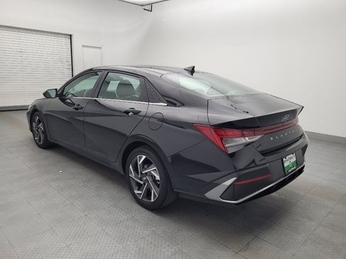Used 2025 Hyundai Elantra SEL FWD image 5