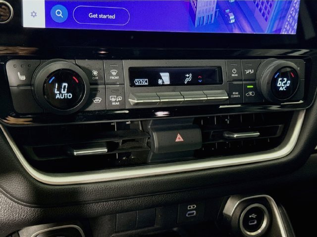 Certified 2025 Toyota Grand Highlander FWD image 17