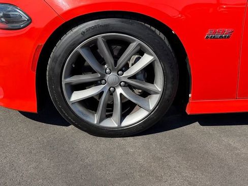 Used 2019 Dodge Charger Scat Pack RWD image 28