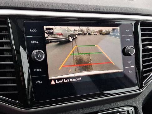 Certified 2023 Volkswagen Atlas SE image 19