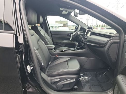 New 2026 Jeep Compass Latitude image 17