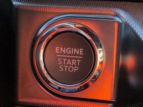 New 2025 Ford F150 Lariat w/ Equipment Group 501A Mid image 32