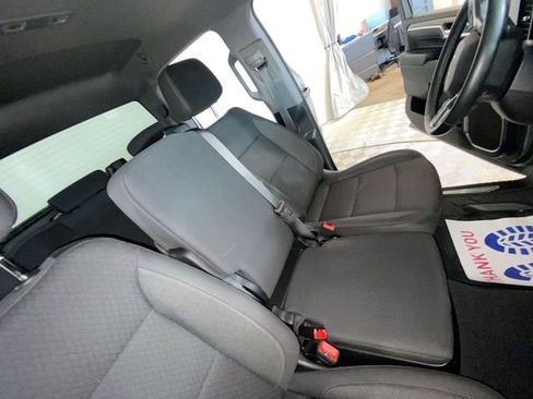 Used 2023 Chevrolet Silverado 1500 LT AWD/4WD image 10