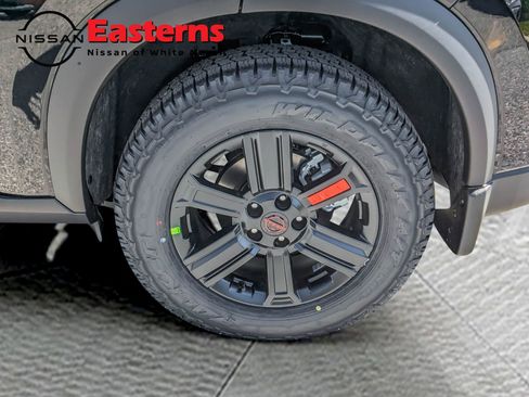 New 2026 Nissan Rogue SV AWD/4WD image 28