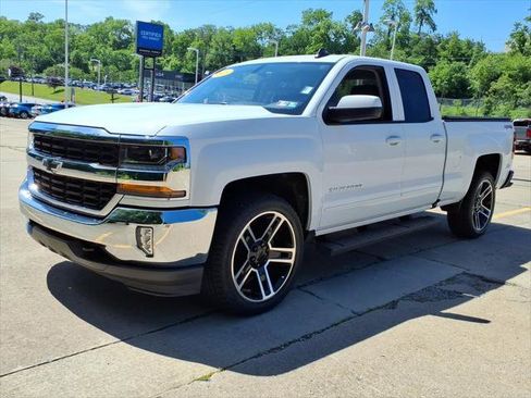 Used 2018 Chevrolet Silverado 1500 LT w/ All Star Edition AWD/4WD image 4