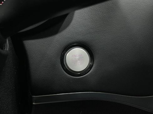 Used 2018 Kia Stinger Premium image 20