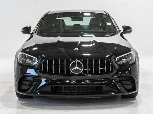 Used 2022 Mercedes-Benz E 53 AMG 4MATIC Sedan image 5