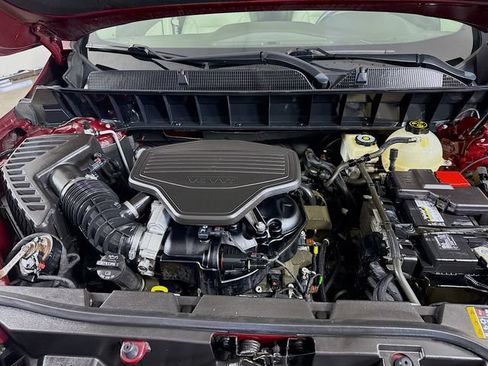Used 2018 GMC Acadia Denali w/ Technology Package AWD/4WD image 35