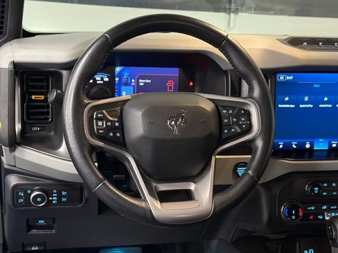 Used 2022 Ford Bronco Badlands w/ Sasquatch Package image 33