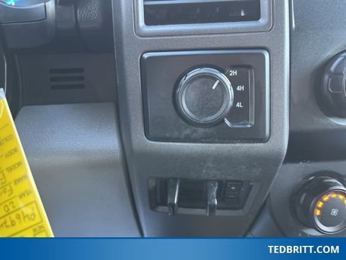 Used 2020 Ford F350 XL w/ Power Equipment Group image 27
